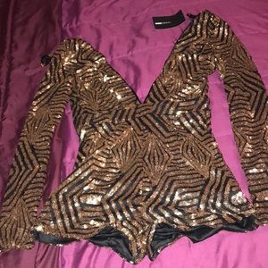 Black and gold flashy long sleeve romper